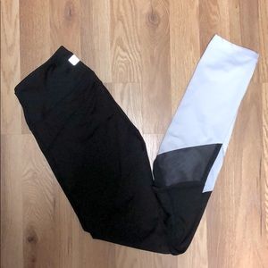 Nicole Miller skinny work out pants xs